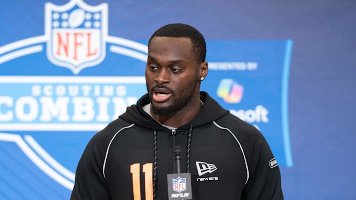 Notre Dame running back Jeremiyah Love 