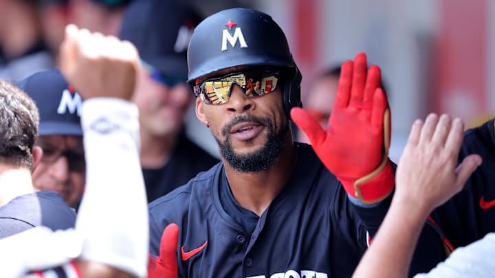 Minnesota Twins center fielder Byron Buxton (25) celebrates his solo home run against the New York Mets with teammates in the dugout during the second inning at Citi Field in New York on July 31, 2024.