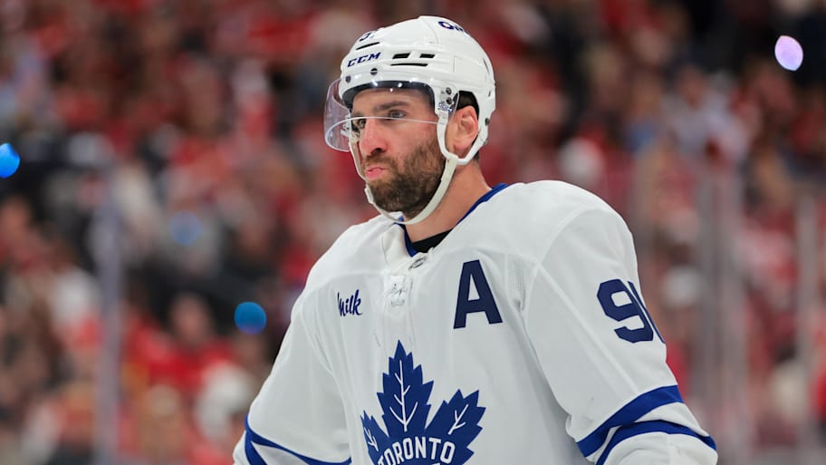 Toronto Maple Leafs center John Tavares | Sam Navarro-Imagn Images