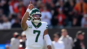 New York Jets quarterback Justin Fields