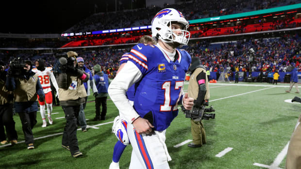 Buffalo Bills quarterback Josh Allen (17) runs off the field after a 27-24 loss to the Chiefs in the divisional round.