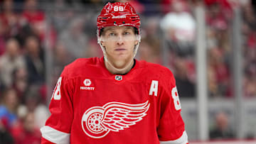 Boston Bruins v Detroit Red Wings