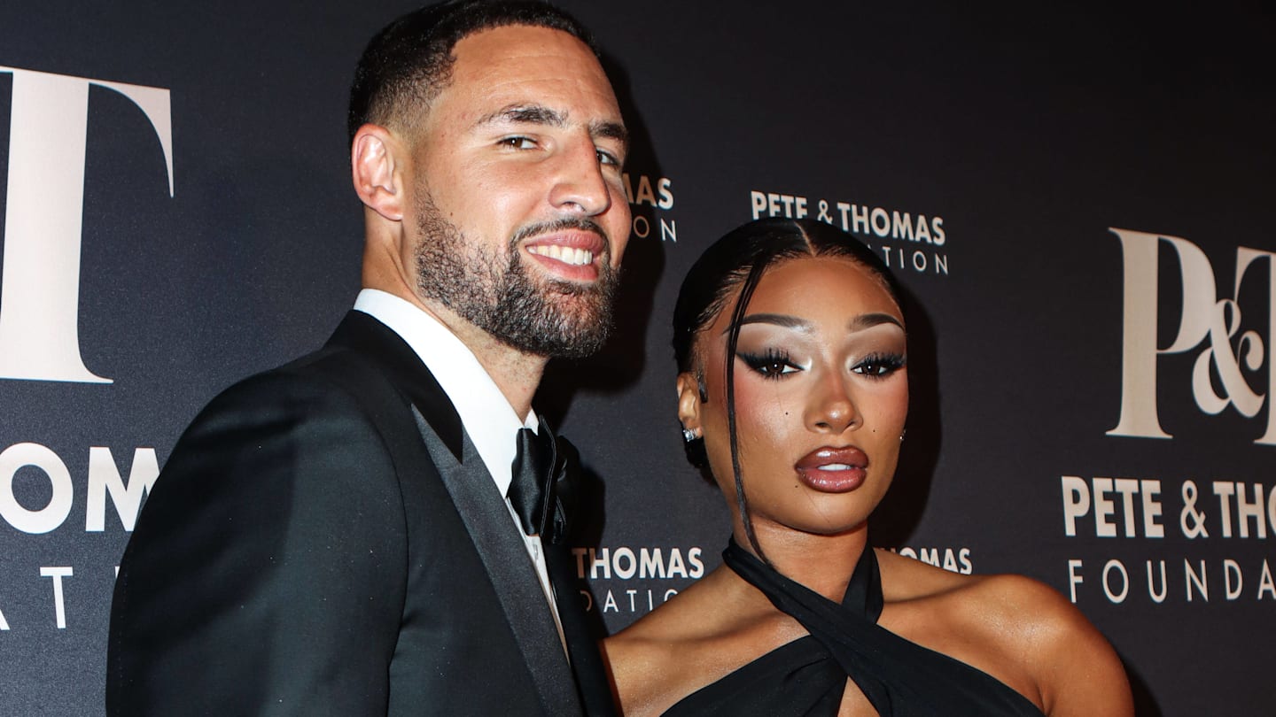 Megan Thee Stallion has hilarious line to Klay Thompson after vintage Warriors game