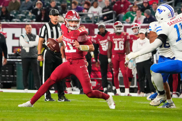 Temple quarterback Forrest Brock 