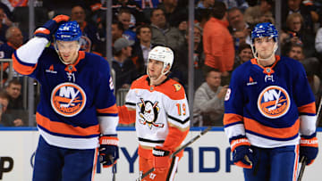 Anaheim Ducks v New York Islanders