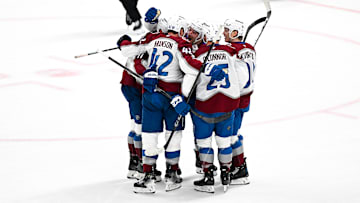 The Colorado Avalanche defeated the Dallas Stars to take a 1-0 series lead in their first-round playoff series.