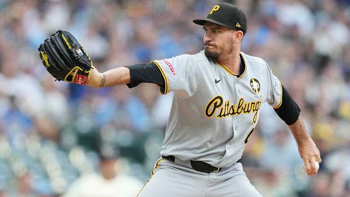Pittsburgh Pirates v Milwaukee Brewers