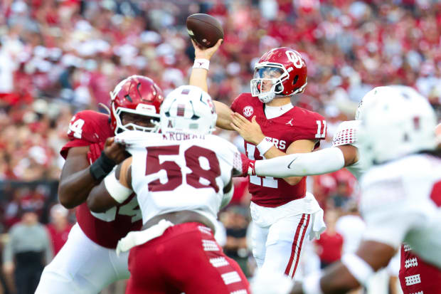 Oklahoma quarterback Jackson Arnold