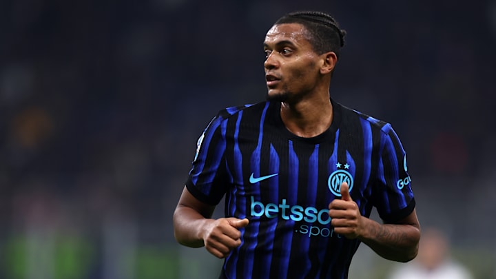 Manuel Akanji Manuel Akanji