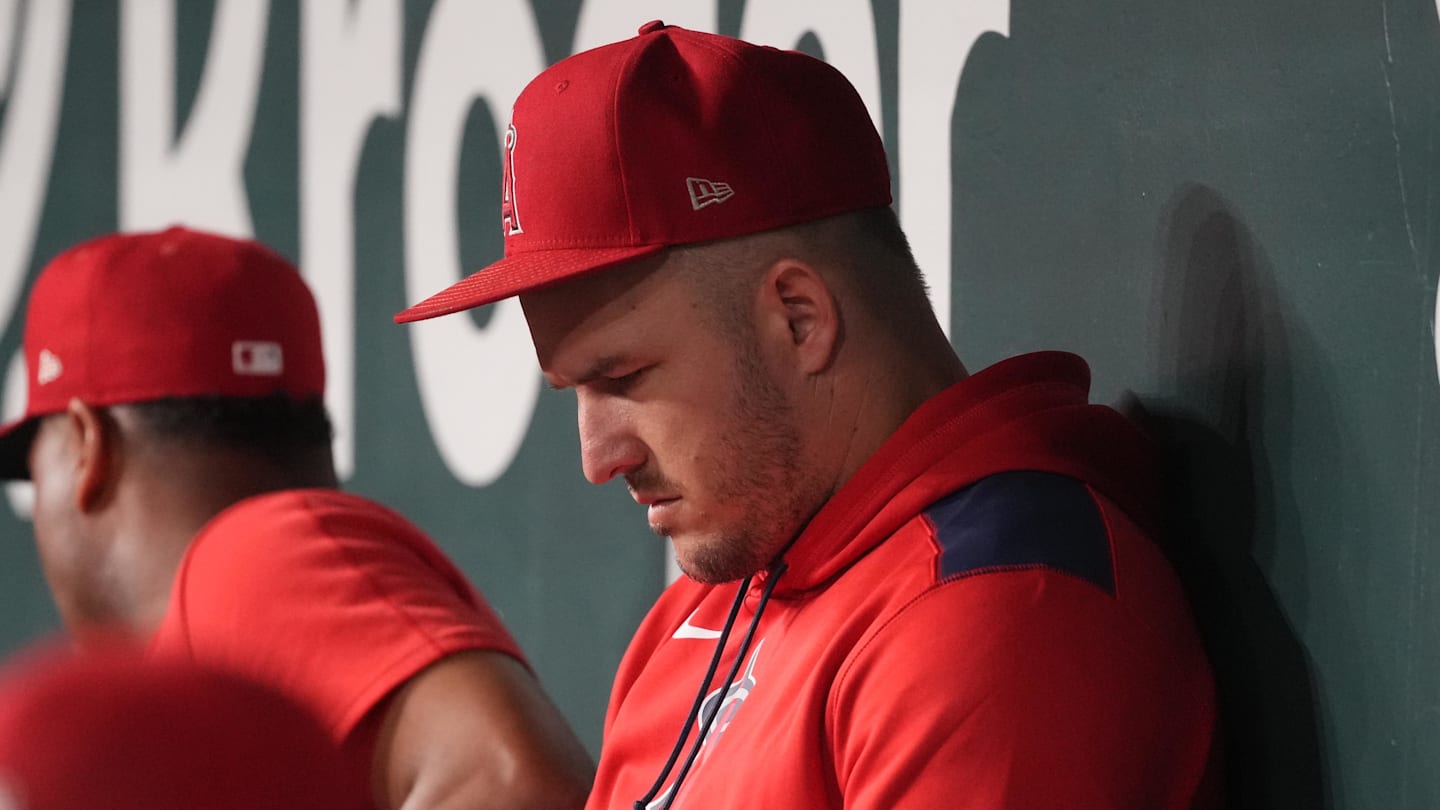 Angels’ Mike Trout Scratched From Lineup vs Royals in Concerning Update