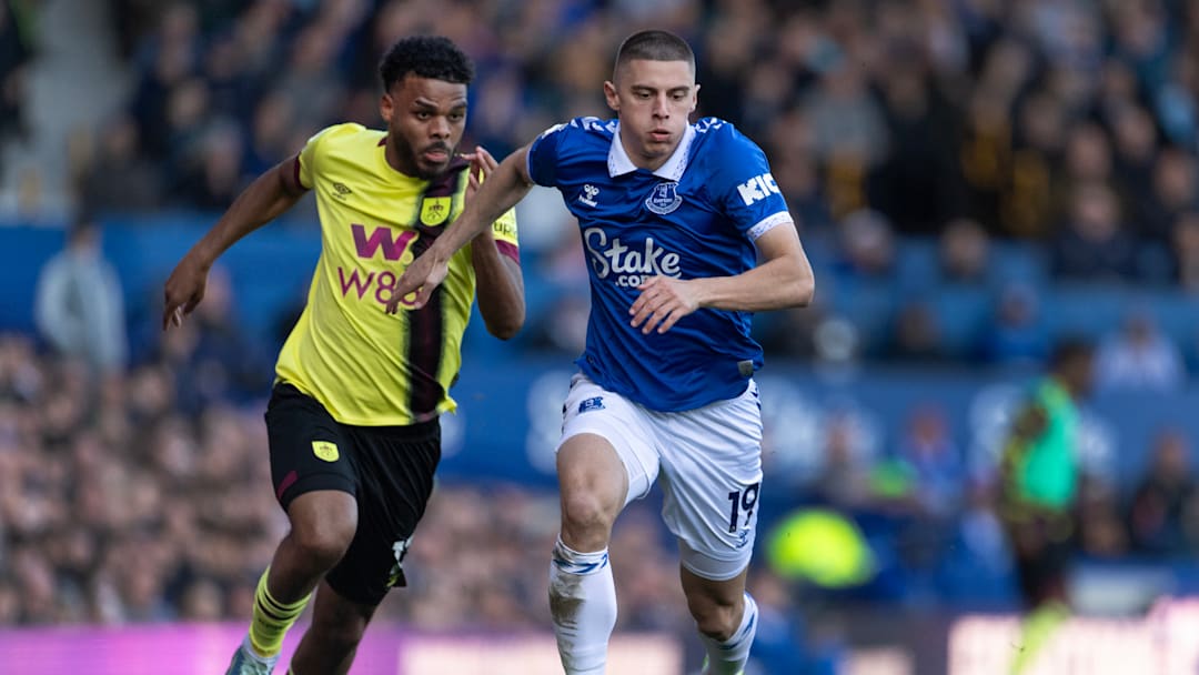 Everton FC v Burnley FC - Premier League