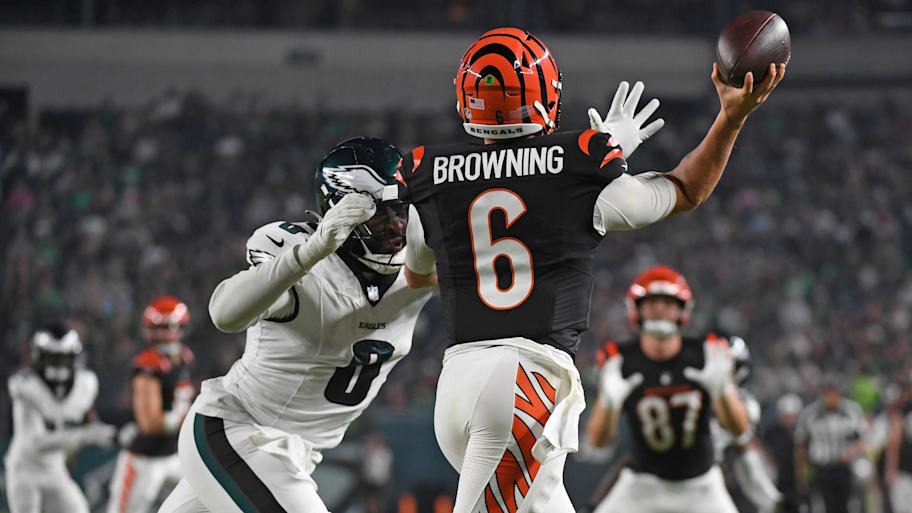 Aug 7, 2025; Philadelphia, Pennsylvania, USA; Philadelphia Eagles linebacker Joshua Uche (0) puts pressure on Cincinnati Bengals quarterback Jake Browning (6) during the second quarter at Lincoln Financial Field. Mandatory Credit: Eric Hartline-Imagn Images | Eric Hartline-Imagn Images