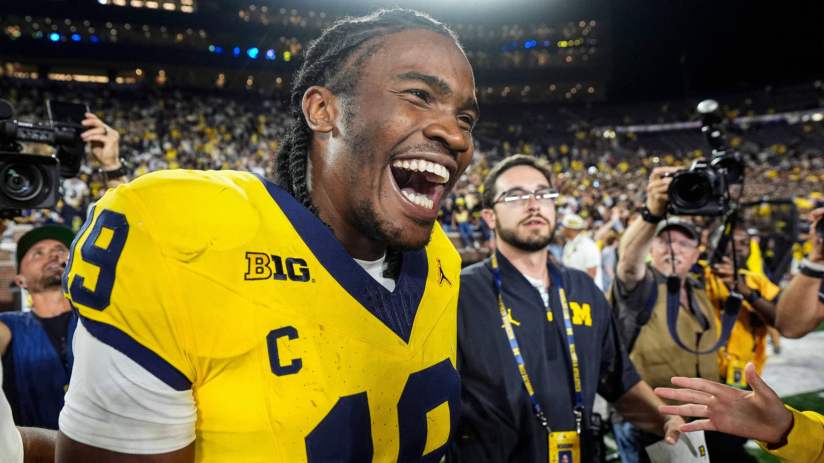Michigan Football Clock Controversy Draws Unfiltered Verdict from Rules Analyst