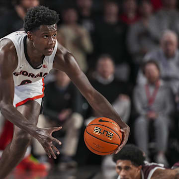 Nov 5, 2025; Athens, Georgia, USA; Georgia Bulldogs forward Kanon Catchings (6) collects a loose ball against the UMES Hawks during the first half at Stegeman Coliseum.