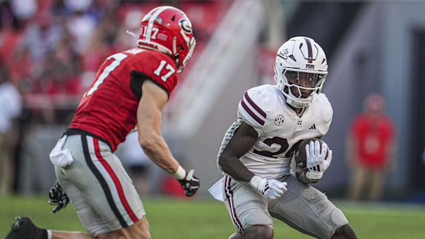 Georgia Bulldogs defensive back Dan Jackson