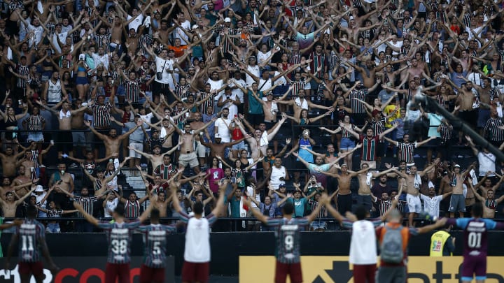 Com ingressos esgotados, Fluminense vai contar com muito apoio na decisão da Libertadores. Veja. Com ingressos esgotados, Fluminense vai contar com muito apoio na decisão da Libertadores. Veja.