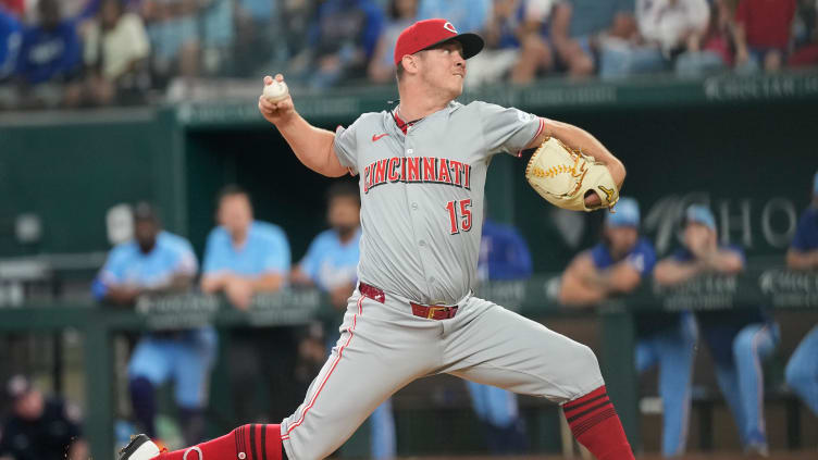 Cincinnati Reds relief pitcher Emilio Pagan (15) delivers a pitch. Mandatory Credit: Jim Cowsert-USA TODAY Sports