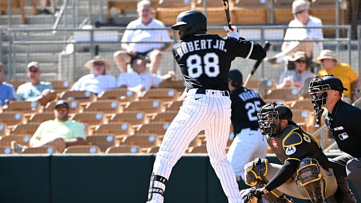 Luis Robert Jr. at Chicago White Sox spring training.