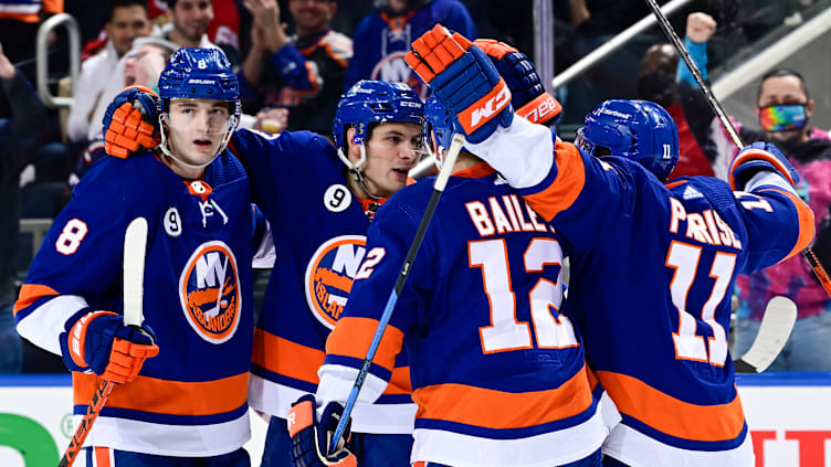 Philadelphia Flyers v New York Islanders