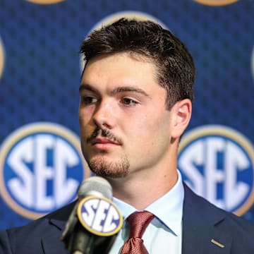Auburn Tigers quarterback Jackson Arnold will return to play the Oklahoma Sooners in September. 