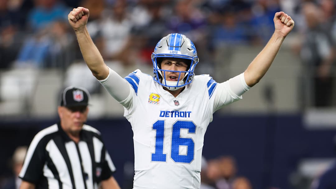 Detroit Lions v Dallas Cowboys