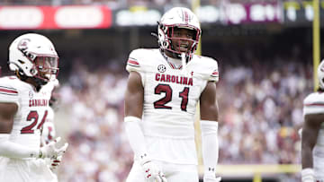 South Carolina football defensive backs Nick Emmanwori and Jalon Kilgore