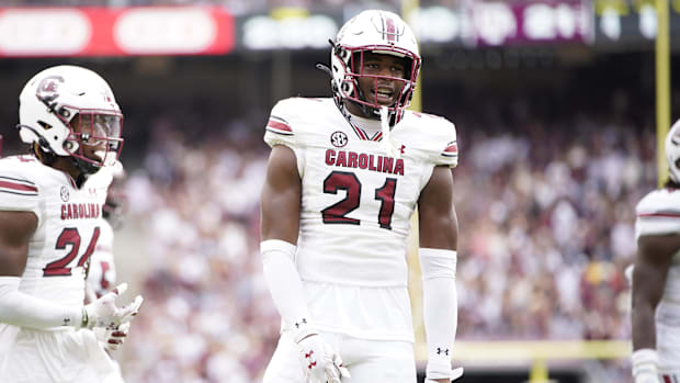 South Carolina Gamecocks defensive back Nick Emmanwori