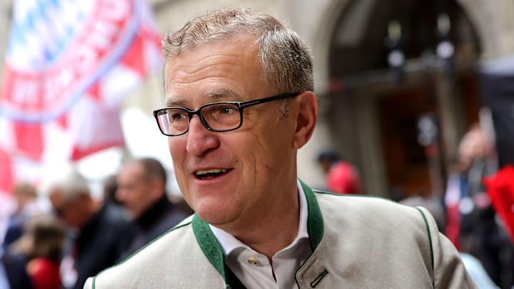 Jan-Christian Dreesen ist neben Max Eberl das einzige Vorstandsmitglied beim FC Bayern Jan-Christian Dreesen ist neben Max Eberl das einzige Vorstandsmitglied beim FC Bayern