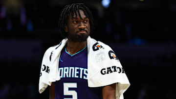 A Mark Williams le hizo gracia que los Lakers fueran eliminados por los Timberwolves