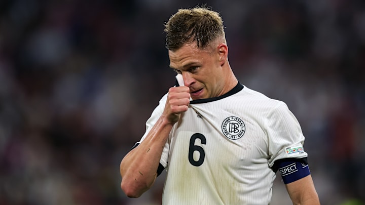 Joshua Kimmich im DFB-Trikot. Bei seinem 100. Länderspiel gab es eine 1:2-Niederlage gegen Portugal Joshua Kimmich im DFB-Trikot. Bei seinem 100. Länderspiel gab es eine 1:2-Niederlage gegen Portugal