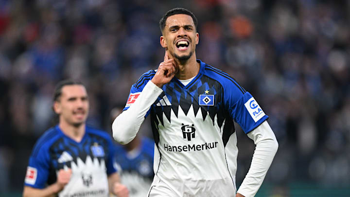 Robert Glatzel jubelt über sein Führungstor