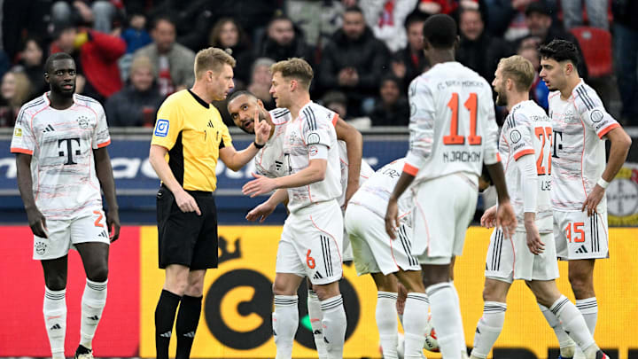 Bayern Munich salvaged a point against Bayer Leverkusen on Saturday.