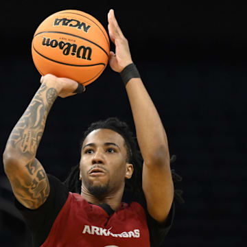 Mar 26, 2025; San Francisco, CA, USA; Arkansas Razorbacks guard Boogie Fland (2) shoots the basketball during NCAA Tournament West Regional Practice at Chase Center.
