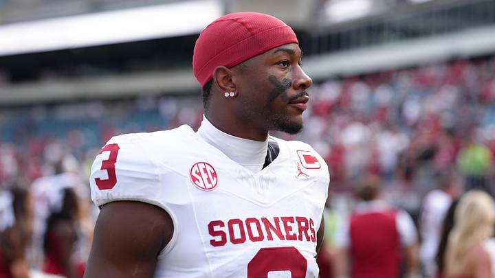 Oklahoma Sooners defensive back Robert Spears-Jennings 