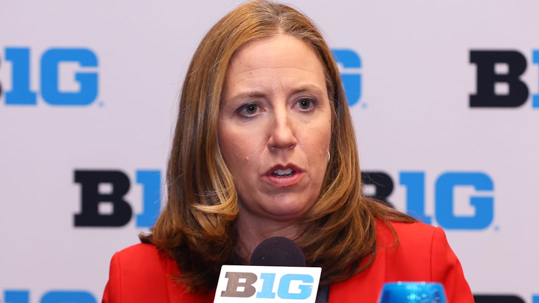 Oct 2, 2024; Rosemont, IL, USA; USC head coach Lindsay Gottlieb takes a question at the podium during the 2024 Big Ten Womenís Basketball media day at Donald E. Stephens Convention Center. Mandatory Credit: Melissa Tamez-Imagn Images
