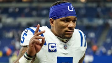 Tennessee Titans v Indianapolis Colts