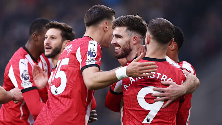 Newcastle legend sticks up for Southampton after VAR s huge error
