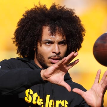 Nov 12, 2023; Pittsburgh, Pennsylvania, USA;  Pittsburgh Steelers safety Elijah Riley (37) warms up before the game against the Green Bay Packers at Acrisure Stadium.  