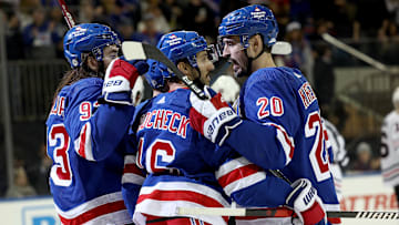 Chicago Blackhawks v New York Rangers