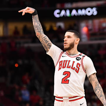 Former Chicago Bulls guard Lonzo Ball (2) hits a three point shot.