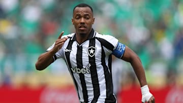 Marlon Freitas será reforço do Palmeiras em 2026