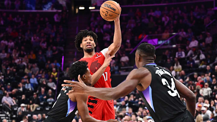 Apr 9, 2025; Salt Lake City, Utah, USA: Portland Trail Blazers guard Shaedon Sharpe (17) passes off the ball in the second half against the Utah Jazz at Delta Center. Mandatory Credit: Jamie Sabau-Imagn Images Apr 9, 2025; Salt Lake City, Utah, USA: Portland Trail Blazers guard Shaedon Sharpe (17) passes off the ball in the second half against the Utah Jazz at Delta Center. Mandatory Credit: Jamie Sabau-Imagn Images