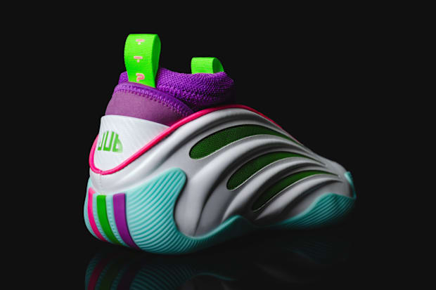 Rear view of the adidas Harden Vol 9.