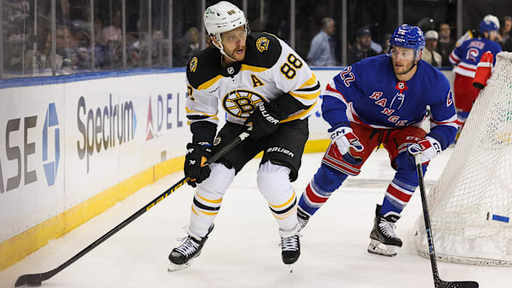 Boston Bruins v New York Rangers