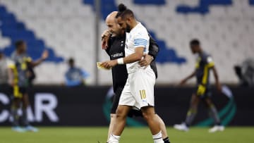 Dimitri Payet a dû céder sa place très vite.
