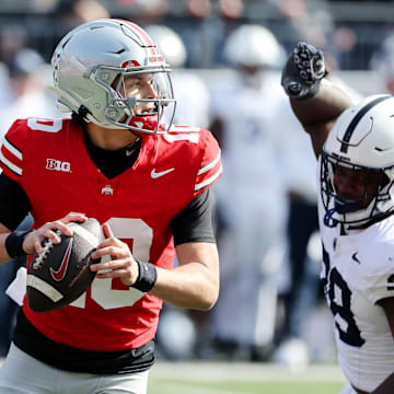 Julian Sayin and Ohio State continued to roll in their win over Penn State