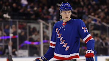 Carolina Hurricanes v New York Rangers