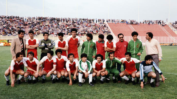 A family picture shows the Algerian team