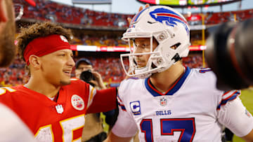 Buffalo Bills v Kansas City Chiefs