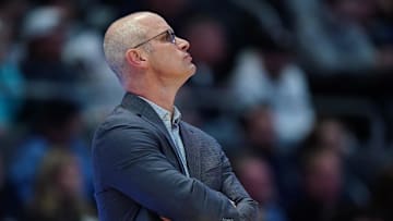 UConn Huskies head coach Dan Hurley 